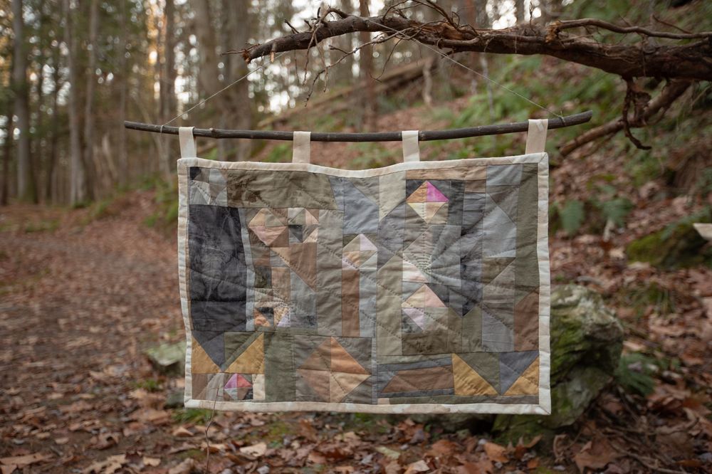 Glimpse Through The Cracks Wall Hanging